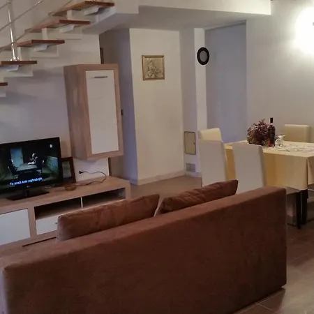 Holiday home Holiday Dea Sukosan